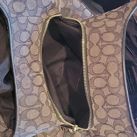 Coach large handbag silver hardware - Picture 12 of 14